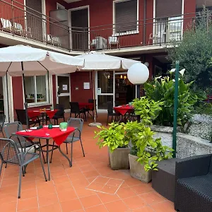 Garni Capinera Hotel