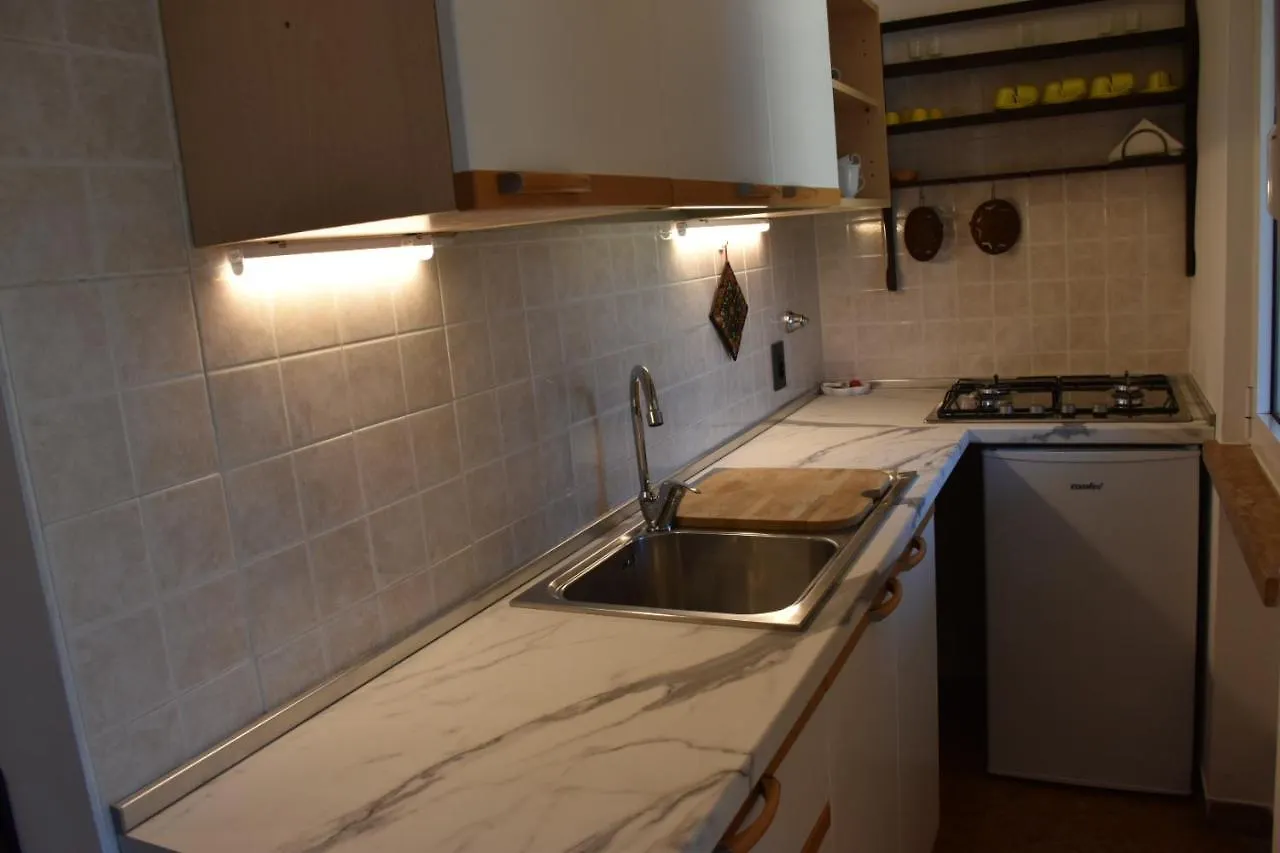 La Huta Apartment Garda   Garda (Verona)
