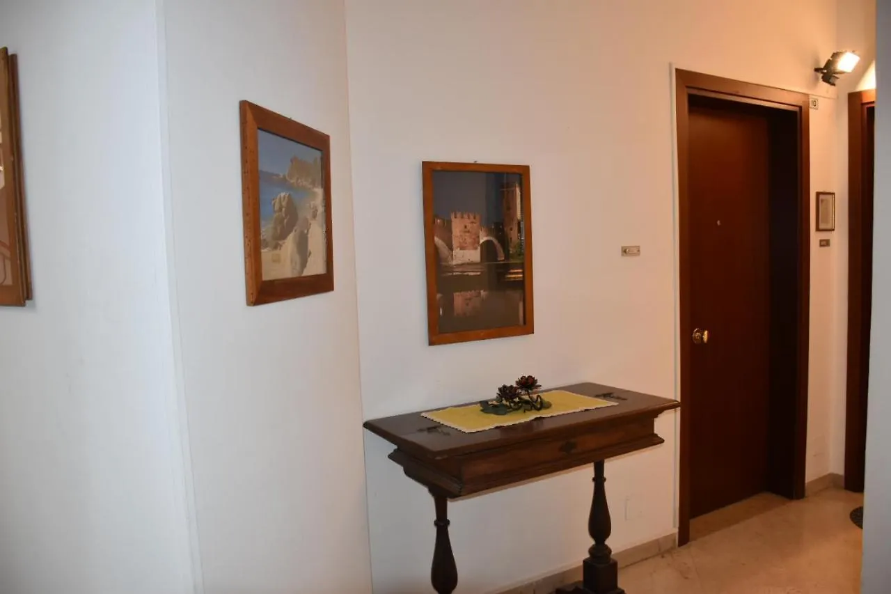 La Huta Apartment Garda  Italy